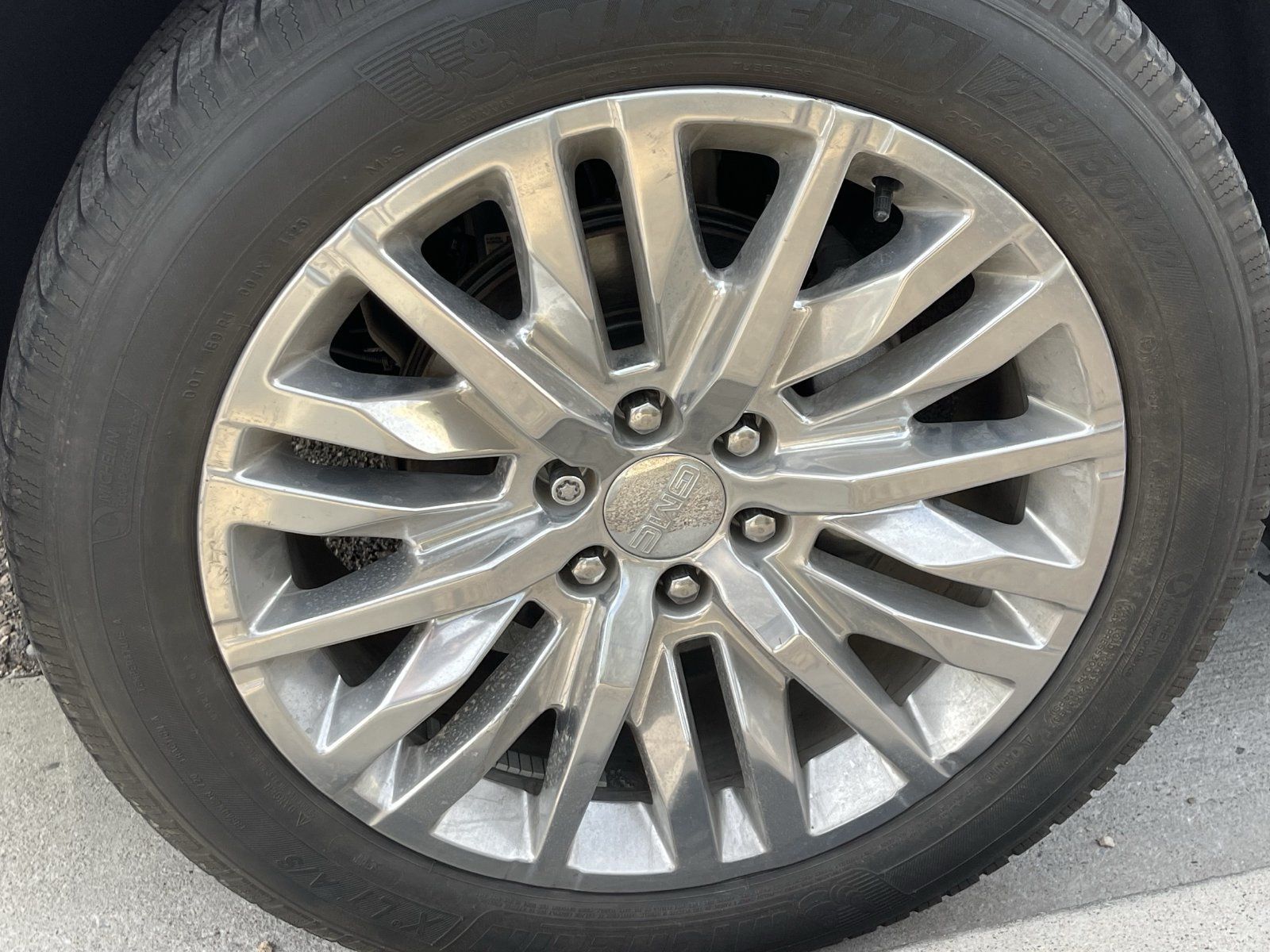 Used 2019 GMC Sierra 1500 Denali w/ Denali Ultimate Package AWD/4WD image 5
