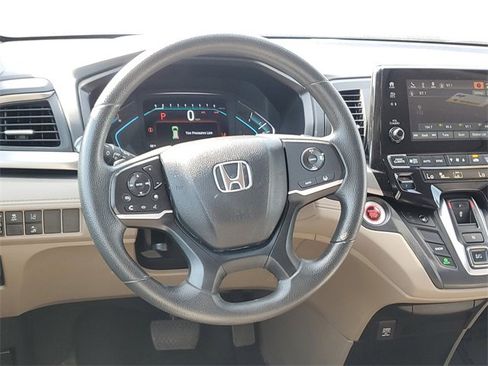 Used 2019 Honda Odyssey EX image 11