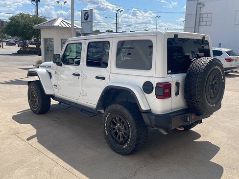 Used 2022 Jeep Wrangler Unlimited Rubicon w/ Dual Top Group AWD/4WD image 5