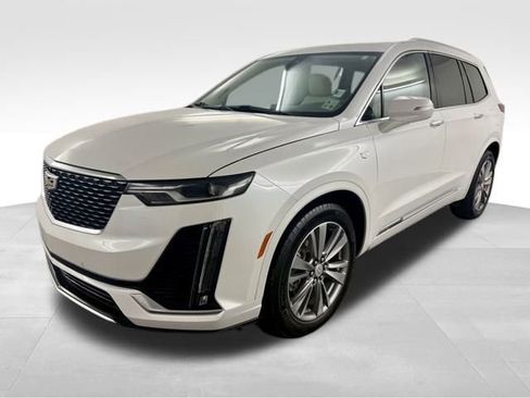 Used 2022 Cadillac XT6 Premium Luxury image 4