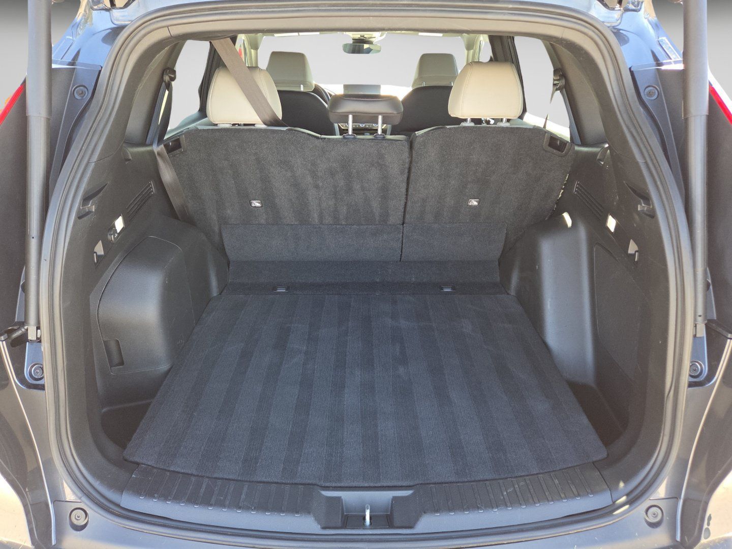 Used 2025 Honda CR-V Sport Touring image 29