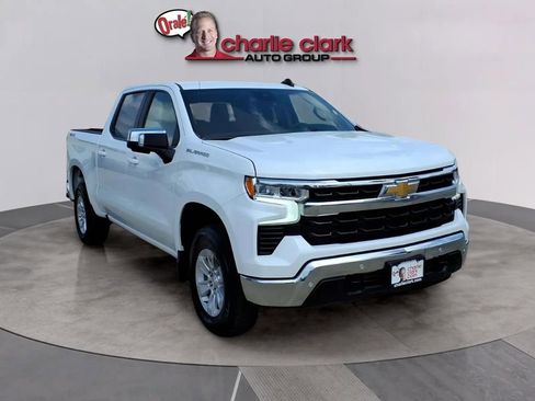 Used 2025 Chevrolet Silverado 1500 LT w/ Safety Package AWD/4WD image 7