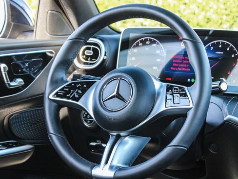 Certified 2025 Mercedes-Benz C 300 4MATIC Sedan image 15