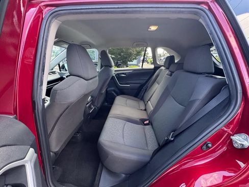 Used 2023 Toyota RAV4 XLE FWD image 11