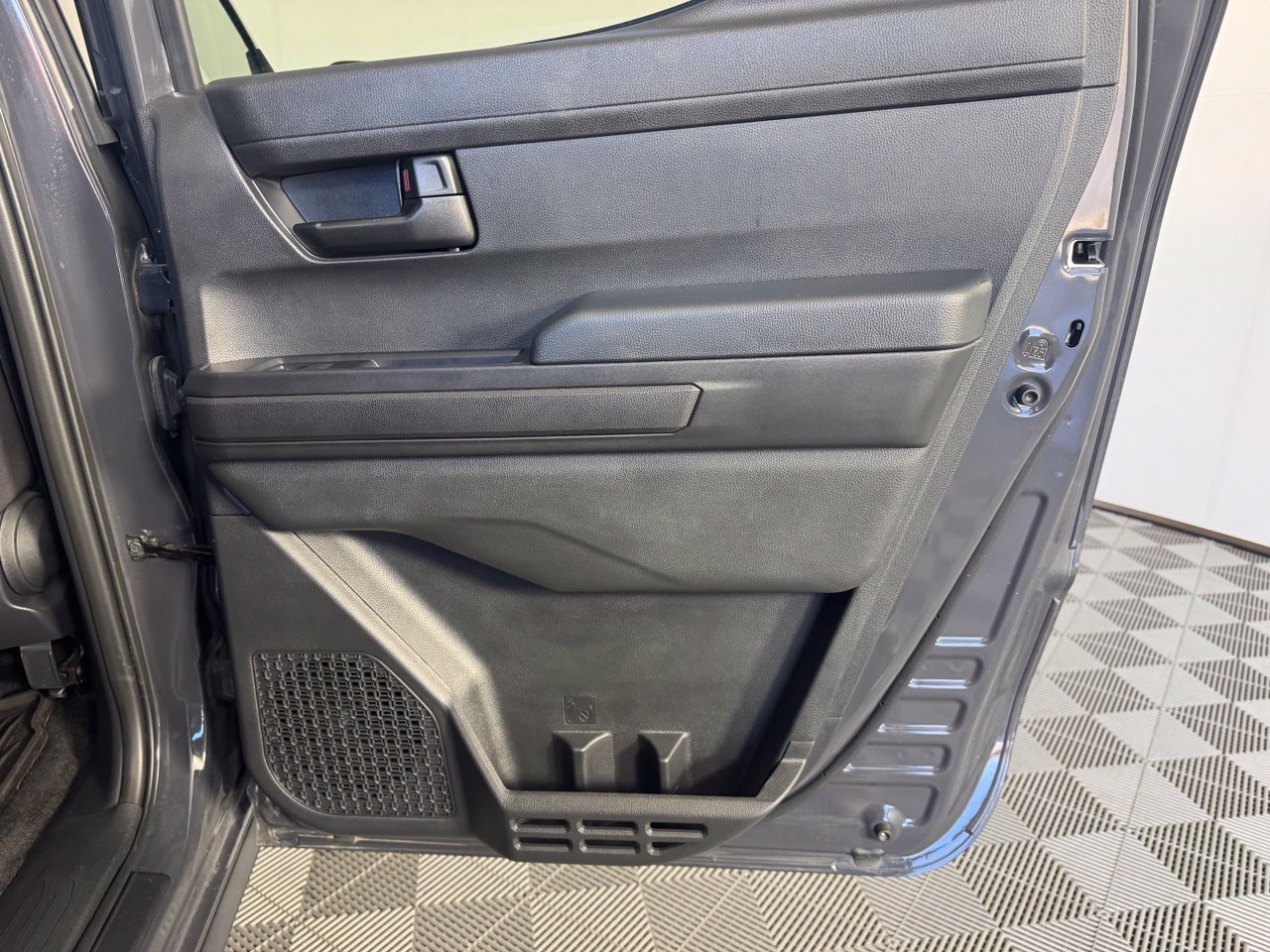 Used 2026 Toyota Tacoma SR5 AWD/4WD image 26