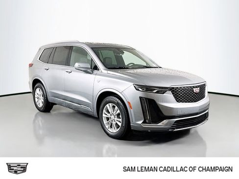 Used 2025 Cadillac XT6 Luxury FWD image 1