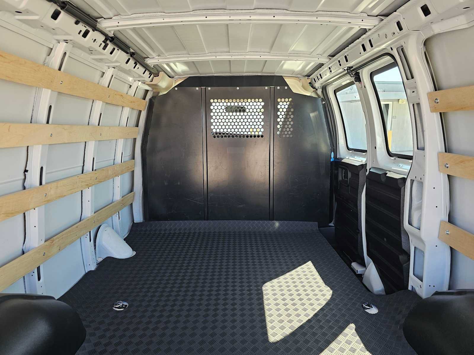 Used 2025 Chevrolet Express 2500 w/ Driver Convenience Package RWD image 17
