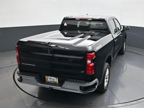 Used 2024 Chevrolet Silverado 1500 LT image 17