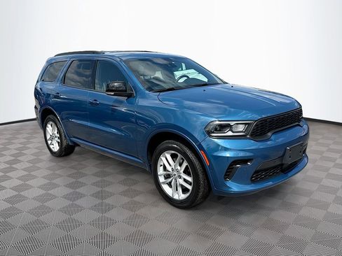 Used 2025 Dodge Durango GT image 4