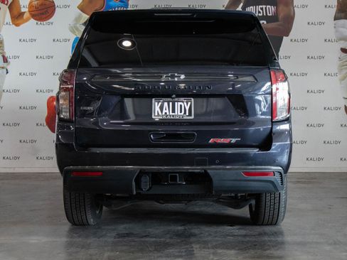 Used 2022 Chevrolet Suburban RST w/ Luxury Package image 23