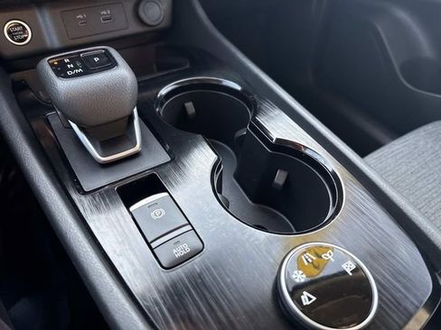 Used 2023 Nissan Rogue SV image 26