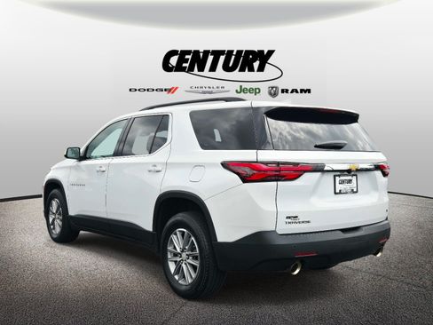 Used 2022 Chevrolet Traverse LT w/ LPO, Floor Liner Package FWD image 6