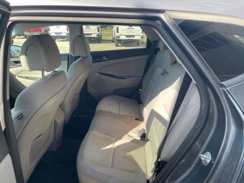 Used 2016 Hyundai Tucson SE w/ Option Group 02 AWD/4WD image 5