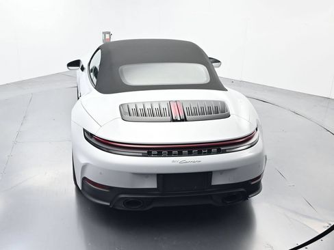 Certified 2025 Porsche 911 Carrera RWD image 37
