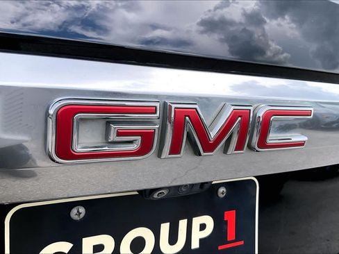 Used 2021 GMC Yukon XL Denali w/ Denali Premium Package AWD/4WD image 31