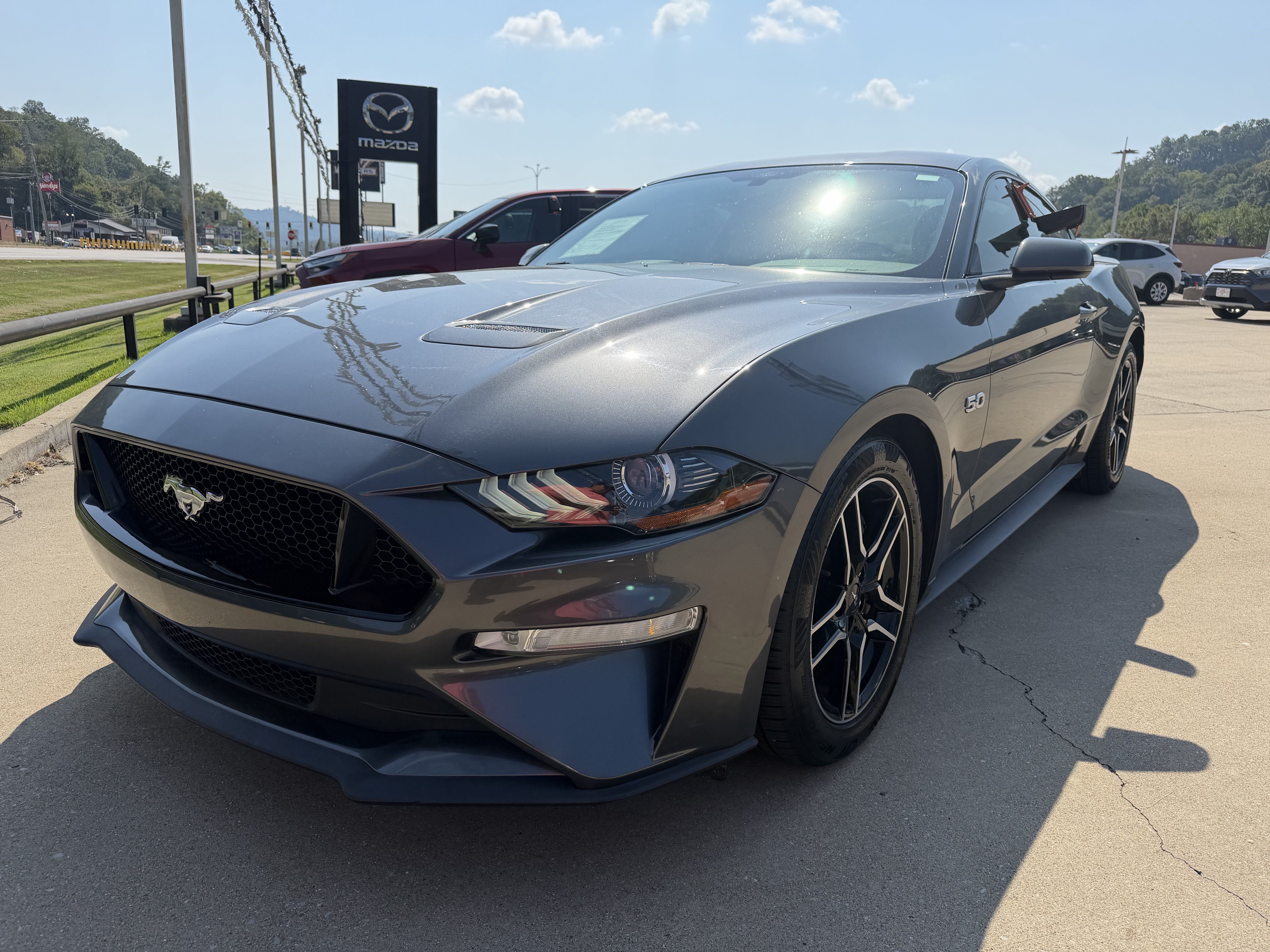 Used 2018 Ford Mustang GT RWD image 3