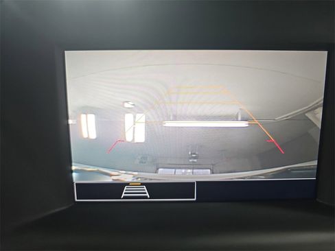 Used 2022 GMC Terrain SLE w/ Driver Convenience Package image 29