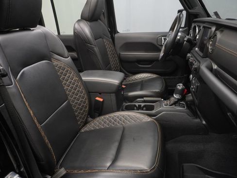 Used 2023 Jeep Wrangler Unlimited Sahara AWD/4WD image 49