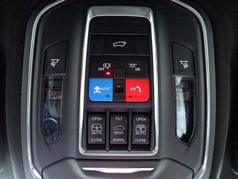 New 2026 Jeep Grand Cherokee Limited w/ Trailer Tow Package image 26