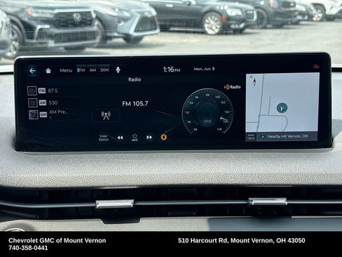 Used 2025 Genesis GV70 2.5T AWD/4WD image 21