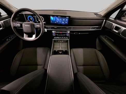 Used 2025 Hyundai Santa Fe SEL AWD/4WD image 14