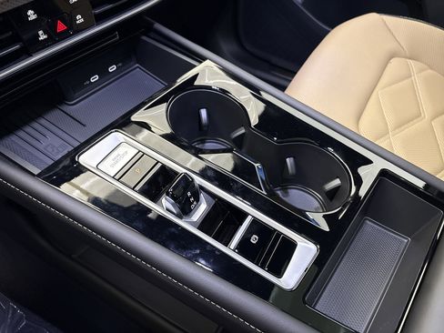 New 2026 Volkswagen Atlas Cross Sport SE image 21