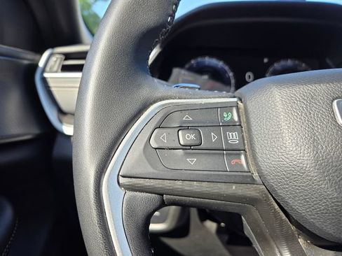 Used 2024 Jeep Grand Cherokee Altitude AWD/4WD image 22