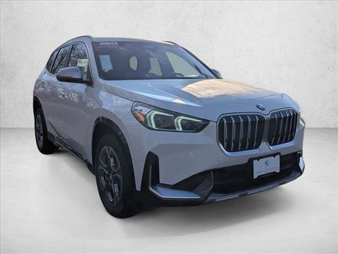 Used 2023 BMW X1 xDrive28i w/ Convenience Package image 3