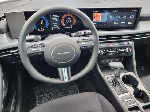 New 2025 Hyundai Sonata SE FWD image 27