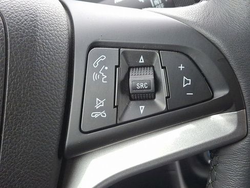 Certified 2022 Chevrolet Trax LT w/ LT Convenience Package image 22