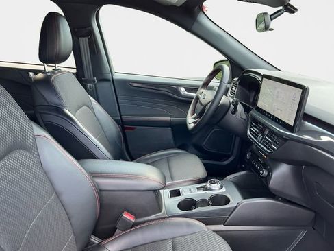 Used 2024 Ford Escape ST-Line w/ Tech Pack #1 image 16