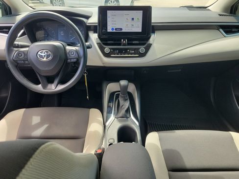 Used 2024 Toyota Corolla LE FWD image 11