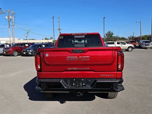 New 2026 GMC Sierra 1500 AT4X image 4