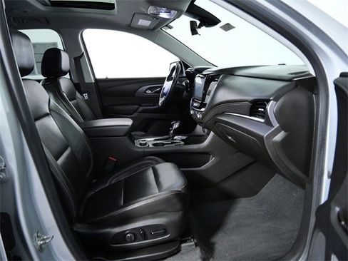 Used 2021 Chevrolet Traverse Premier w/ Redline Edition image 10