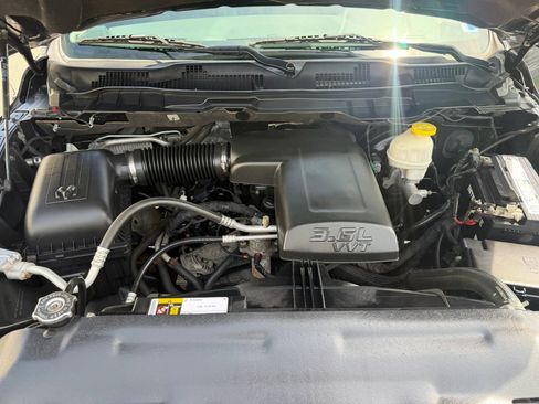 Used 2017 RAM 1500 Tradesman AWD/4WD image 29