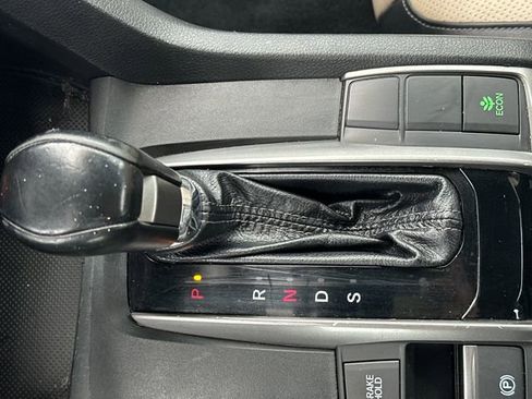 Used 2018 Honda Civic Sport Touring image 17