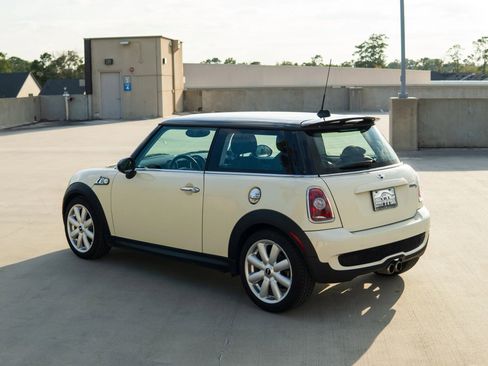 Used 2010 MINI Cooper S w/ Sport Pkg image 7