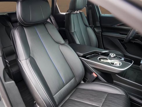 Certified 2024 Cadillac Lyriq Sport w/ LPO, Floor Liner Package image 31