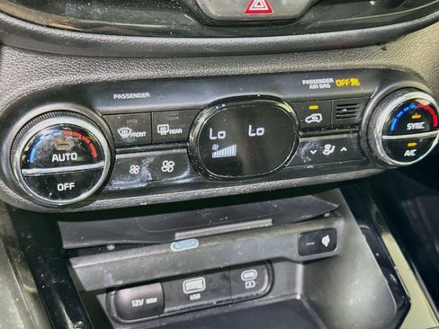 Used 2023 Kia Soul GT-Line w/ GT-Line Technology Package FWD image 14