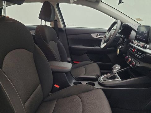 Used 2024 Kia Forte LXS FWD image 21
