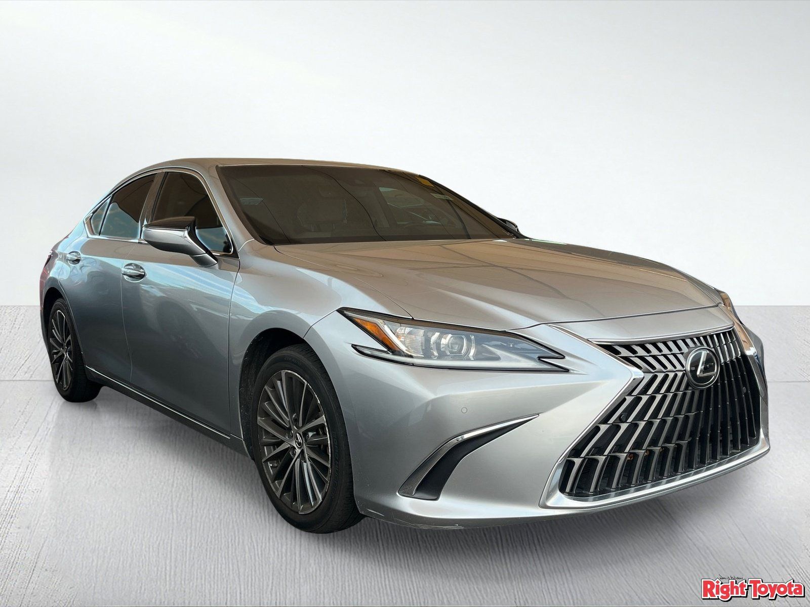 Used 2023 Lexus ES 350 w/ Premium Package FWD image 5