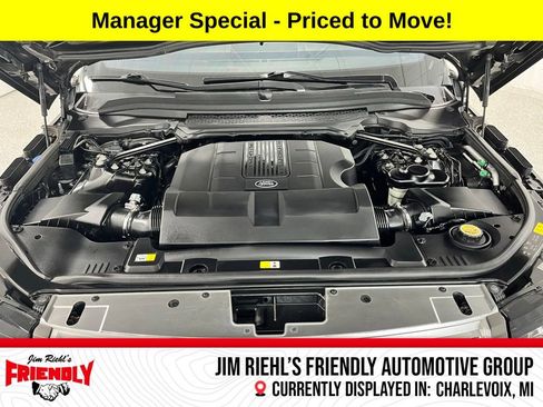 Used 2016 Land Rover Range Rover Supercharged AWD/4WD image 23