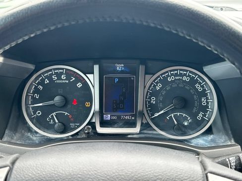 Used 2023 Toyota Tacoma SR5 RWD image 32