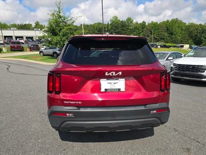 Used 2023 Kia Sorento LX