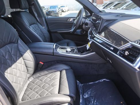 New 2026 BMW X5 M60i w/ Executive Package AWD/4WD image 13