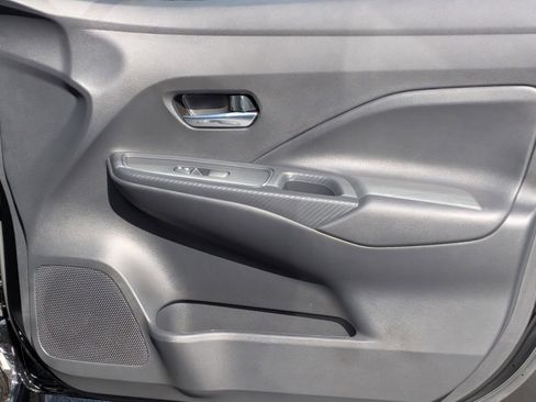New 2025 Nissan Versa SV w/ Trunk Package FWD image 28