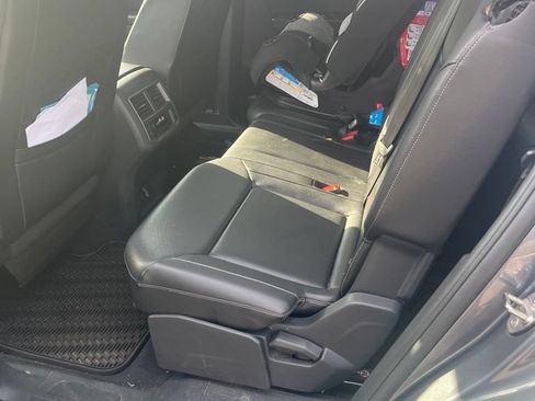 Used 2018 Volkswagen Atlas SE AWD/4WD image 9