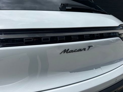 Certified 2026 Porsche Macan Turbo AWD/4WD image 14