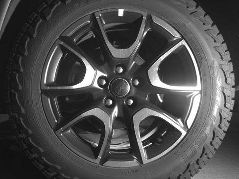 Used 2025 Jeep Compass Trailhawk AWD/4WD image 14
