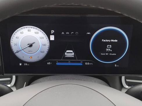 New 2026 Hyundai Elantra Limited FWD image 23